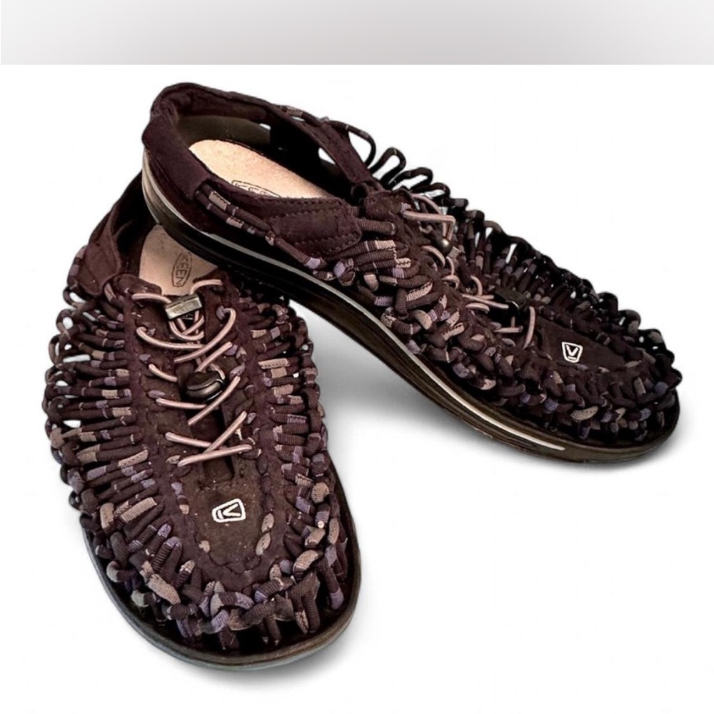 KEEN Women's Dark Sandals